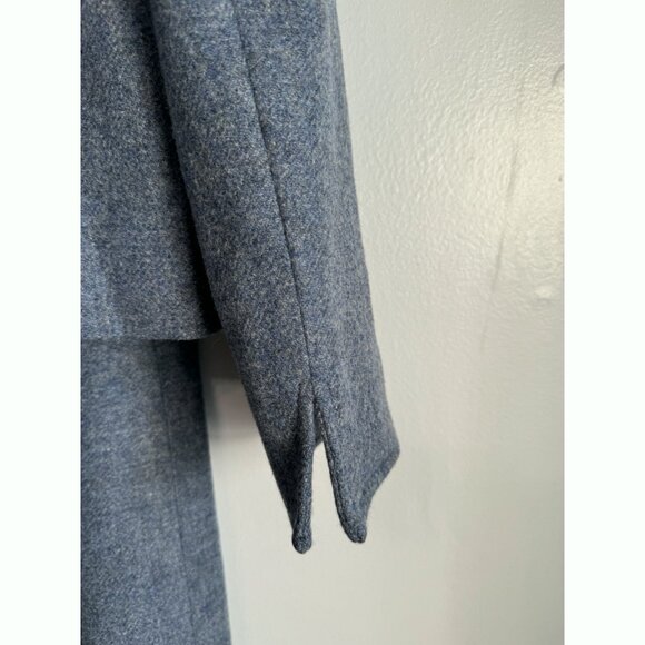 Talbots Women’s 12P Wool Blazer Blue Classic Preppy Quiet Luxury Minimalist - Picture 6 of 9